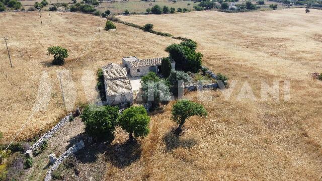 Country house or cottage in {3}, Via Sorda Scicli 185 - Photo 1