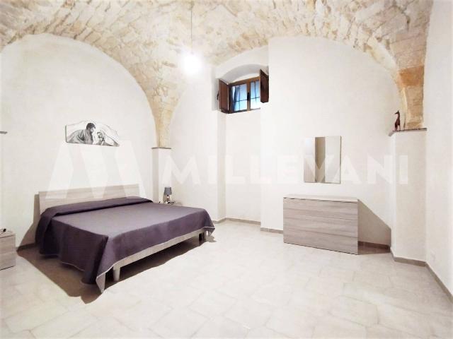 3-room flat in Piazza dei Mille 8, Scicli - Photo 1