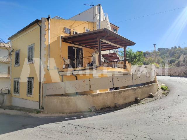 Detached house in {3}, Via Gesso 27 - Photo 1