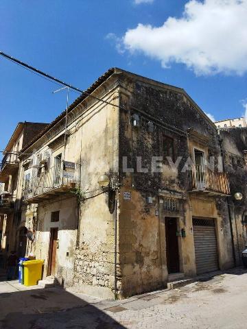 Casa indipendente in Via Santa Margherita 11, Modica - Foto 1