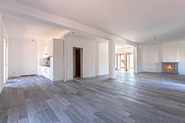 Penthouse in Via Monfalcone, Viterbo - Foto 1