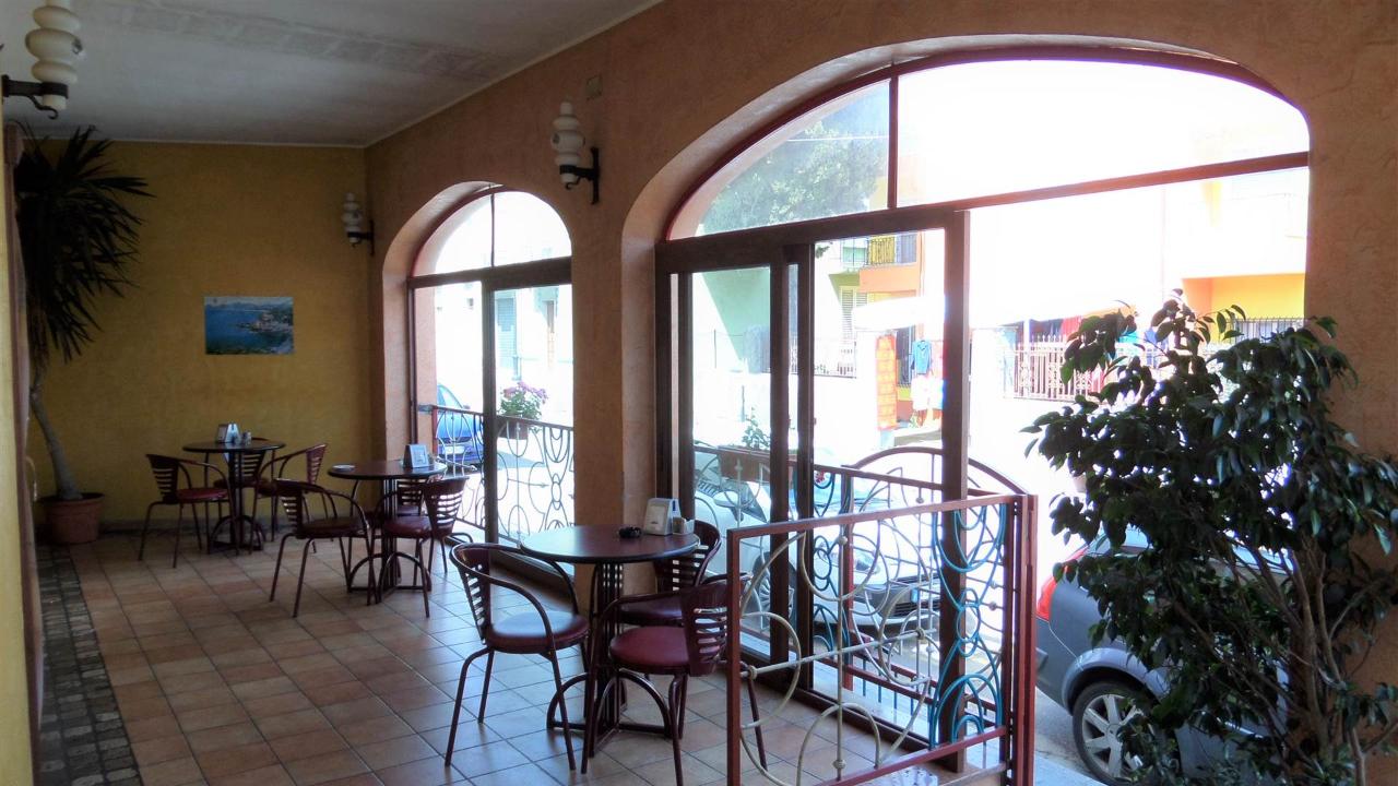 Ristorante in Corso Vittorio Emanuele, Bari Sardo, {3} - Foto 2