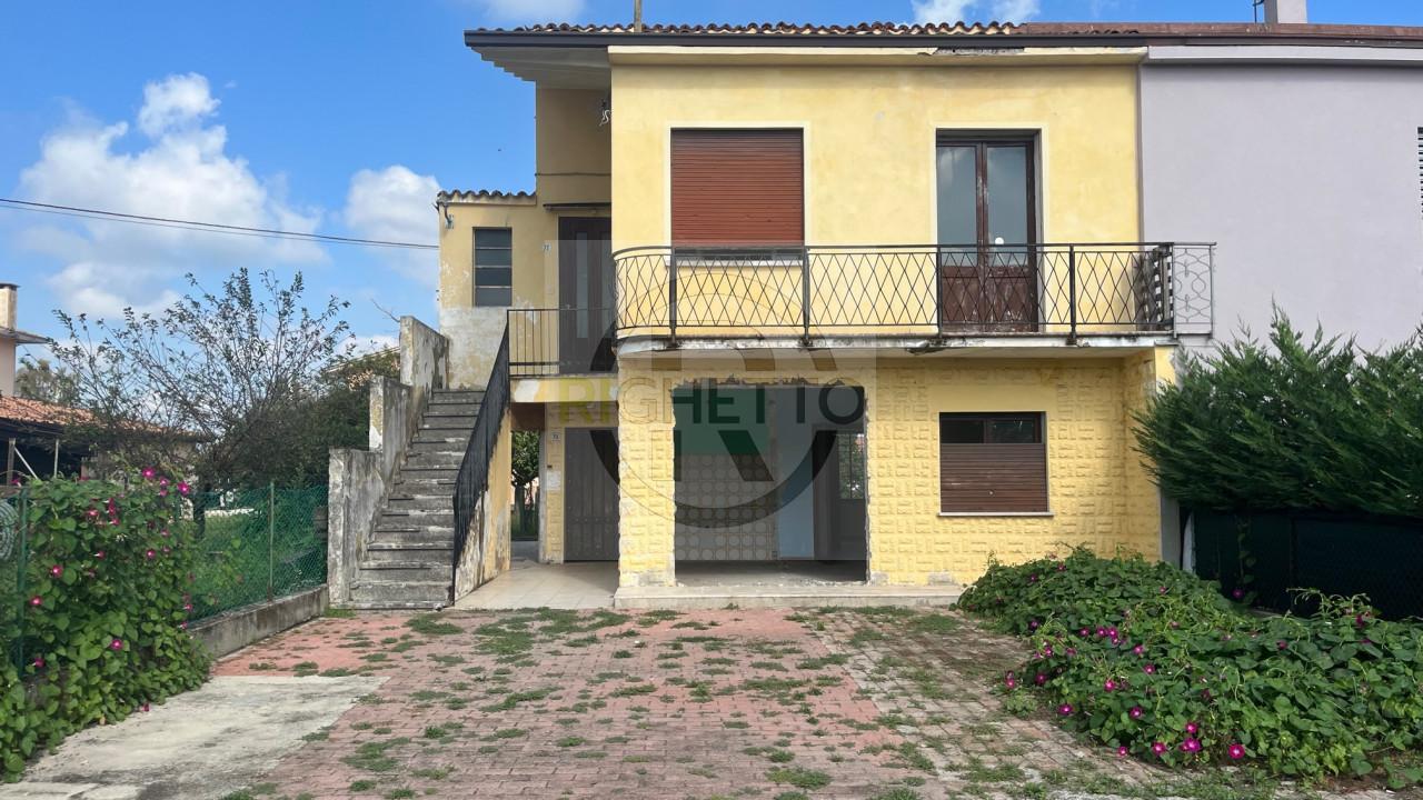 Casa indipendente in vendita a Campo San Martino