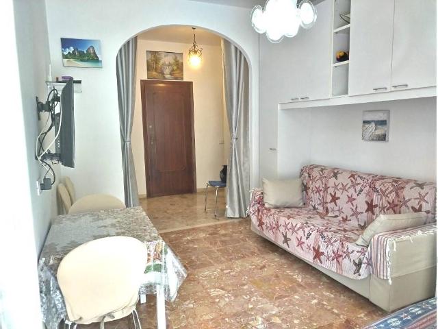 One-room flat in {3}, Via Bologna - Photo 1