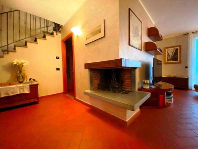 Detached house in Via Don Marino Borchi, Poggio a Caiano - Photo 1