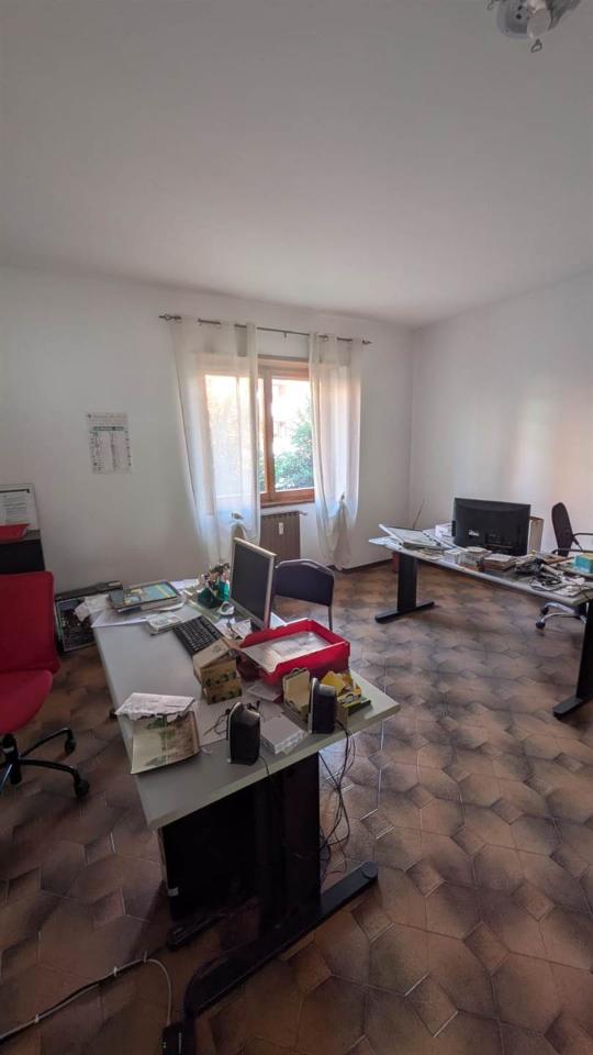 Ufficio in , Prato, {3} - Foto 2