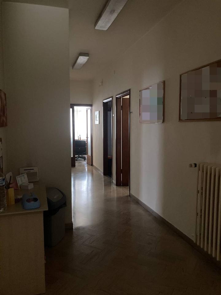 Ufficio in , Prato, {3} - Foto 1