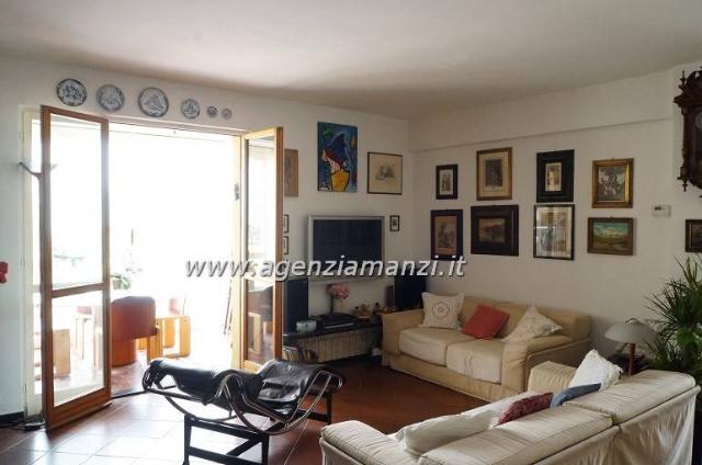 3-room flat in Via Santi Giacomo Filippo, Celle Ligure - Photo 1