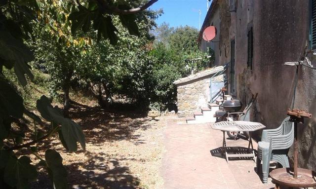 Country house or cottage in {3}, P.Za Garibaldi 13 - Photo 1