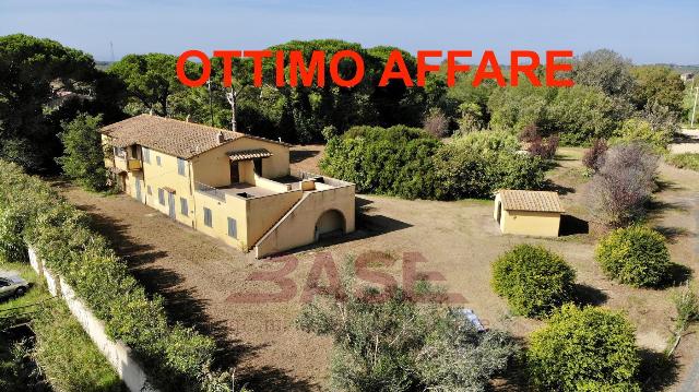 Country house or cottage in Via Montanara, Cecina - Photo 1