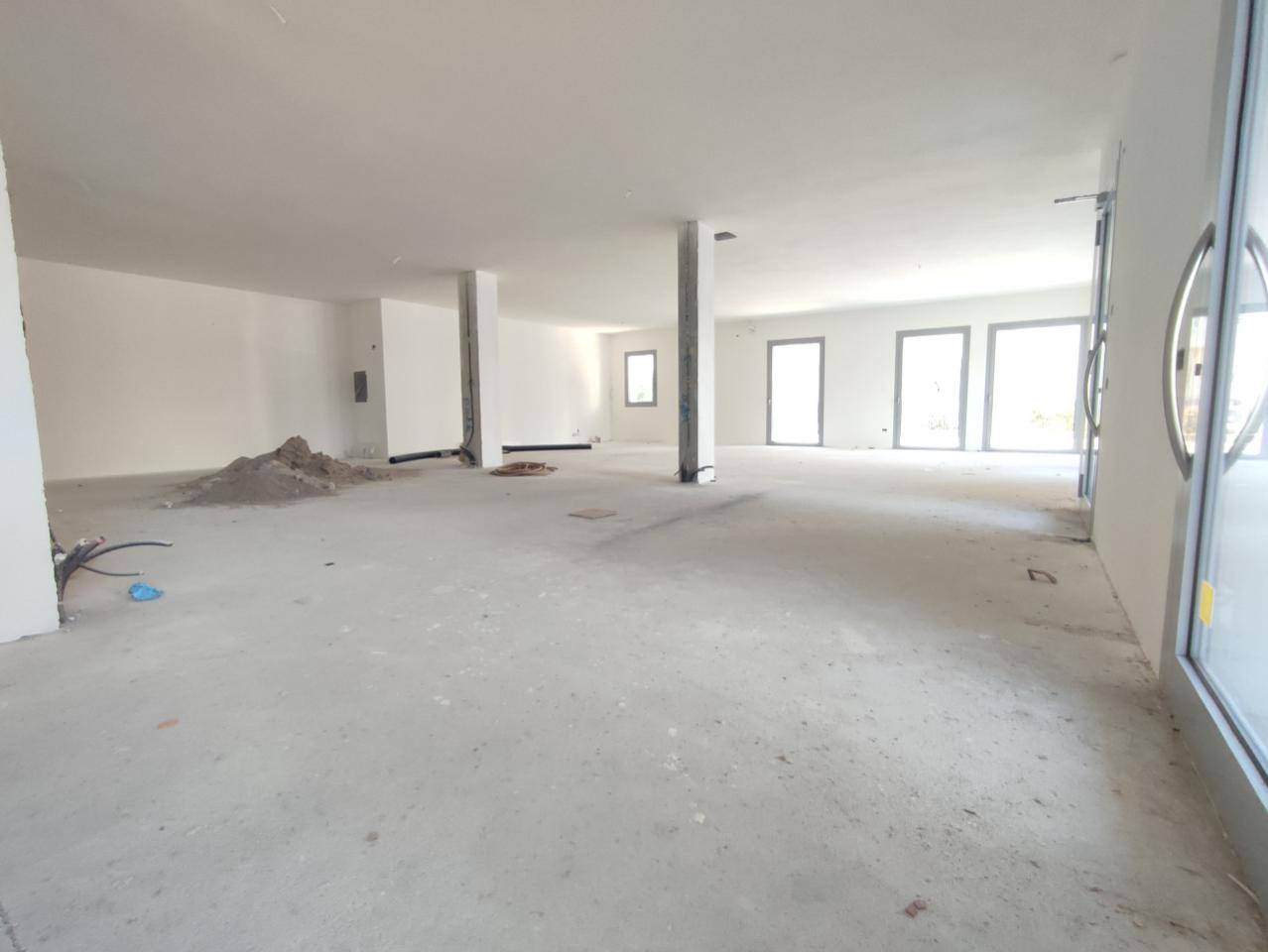 Esercizio commerciale in , Cittadella, {3} - Foto 2