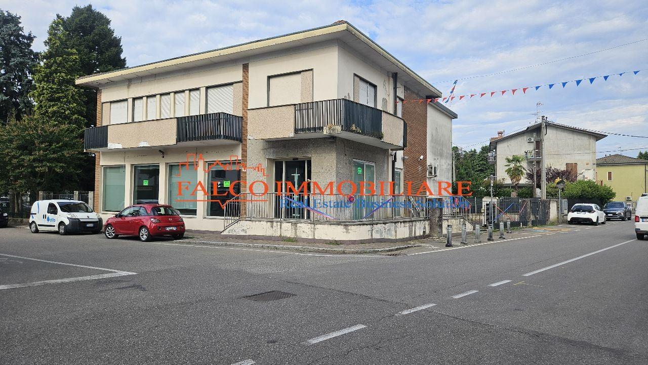 Negozio in Piazza Repubblica, Castiglione Olona, {3} - Foto 1
