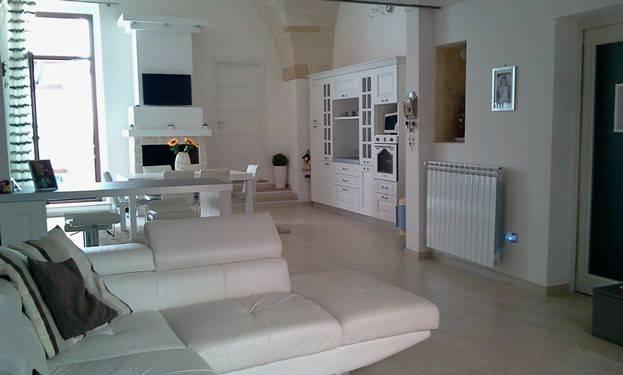 4-room flat in Via Lauro, Brindisi - Photo 1