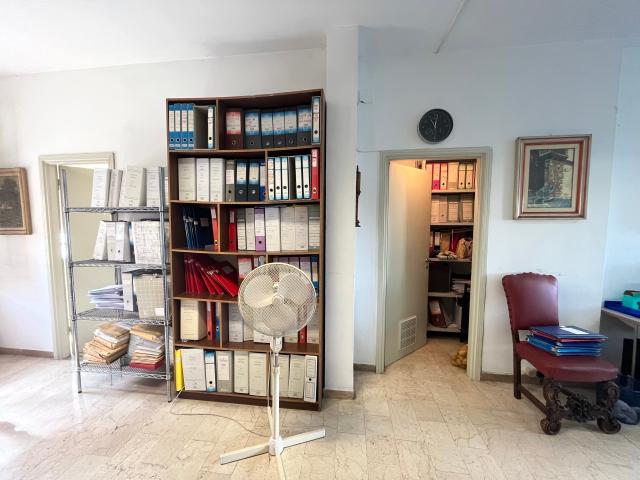 Office in {3}, Novoli - Photo 1