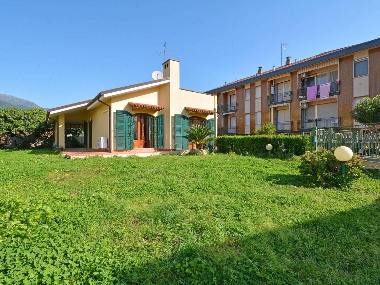 Villa in vendita a Loano