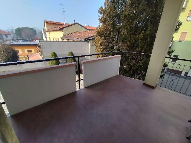 3-room flat in Via N.Sauro, Marnate - Photo 1