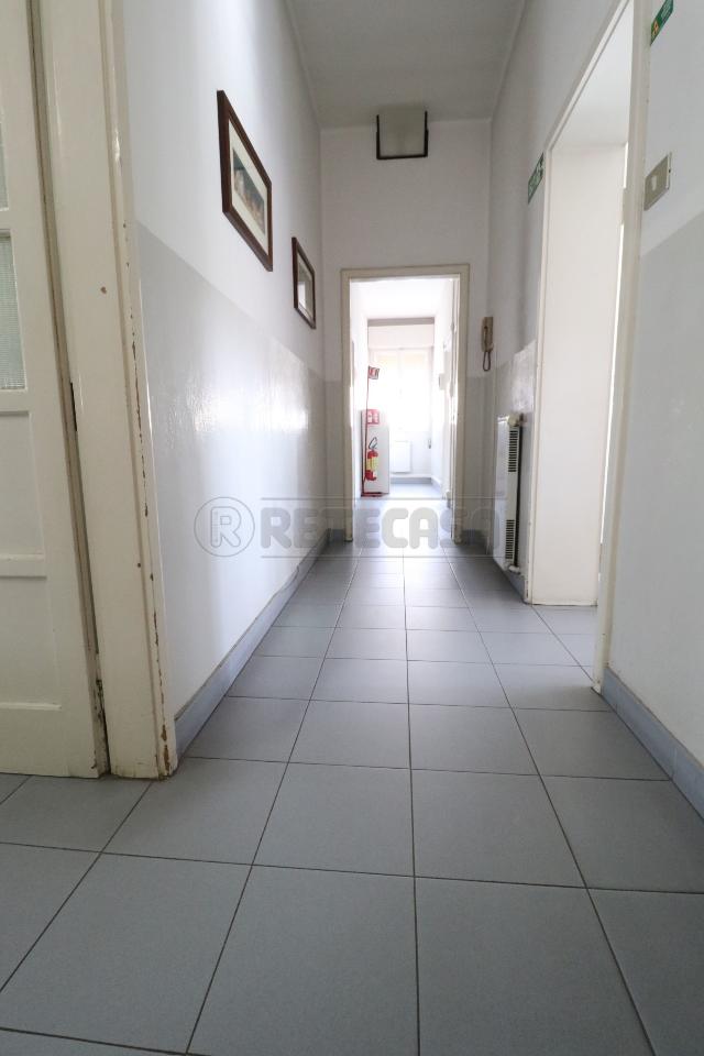 Ufficio in Via Libertà 1, Bondeno, {3} - Foto 2