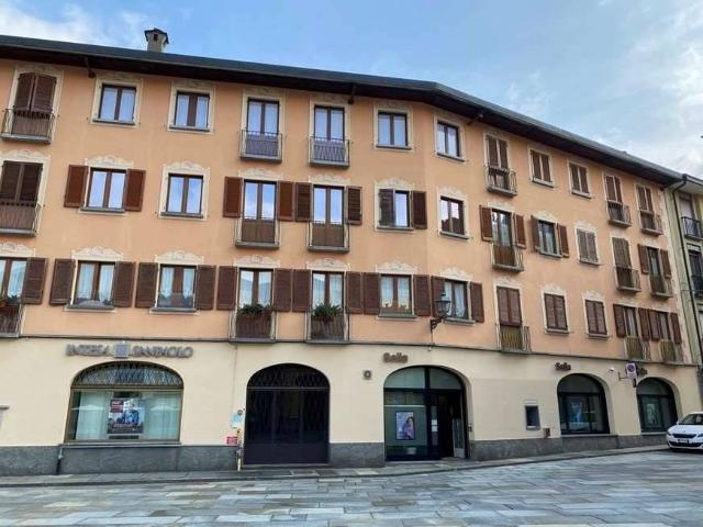 2-room flat in Piazza Vittorio Emanuele II, 2, Varallo - Photo 1