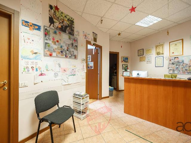 Gemeinschaftsbüro in Via Torino 24, Cernusco sul Naviglio - Foto 1