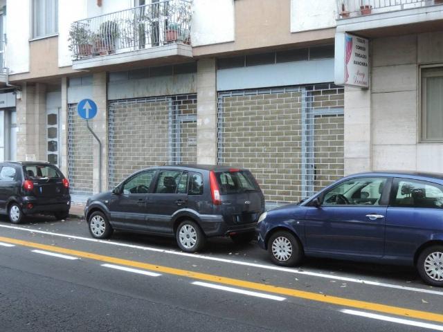 Shop in Viale Evangelista Torricelli 7, Vercelli - Photo 1