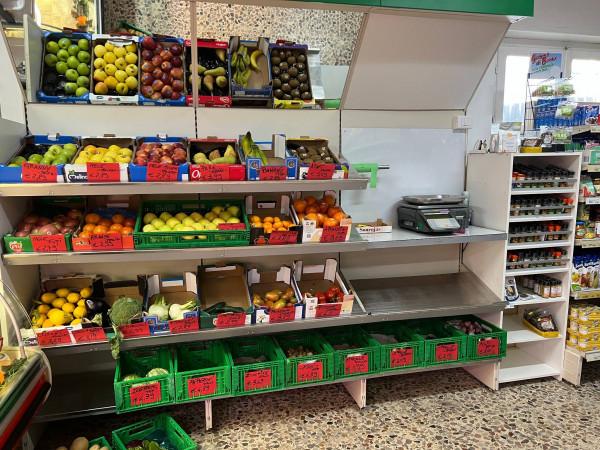 Supermercato in vendita a Alba Adriatica