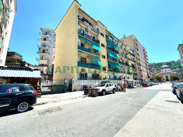 Zweizimmerwohnung in Via Andrea Doria 40, Napoli - Foto 1