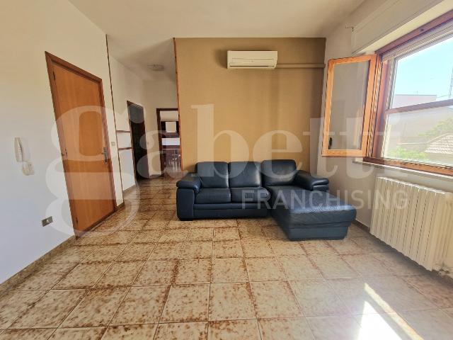 Apartament in {3}, - Photo 1