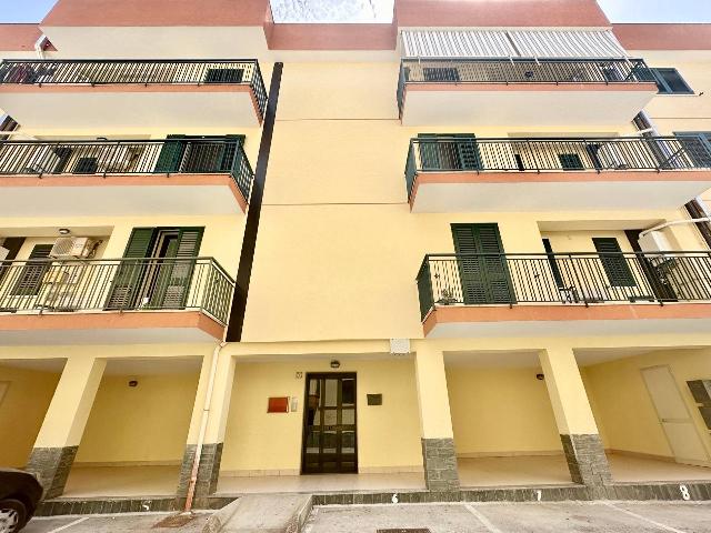 4-room flat in Via Padre Puglisi, Augusta - Photo 1