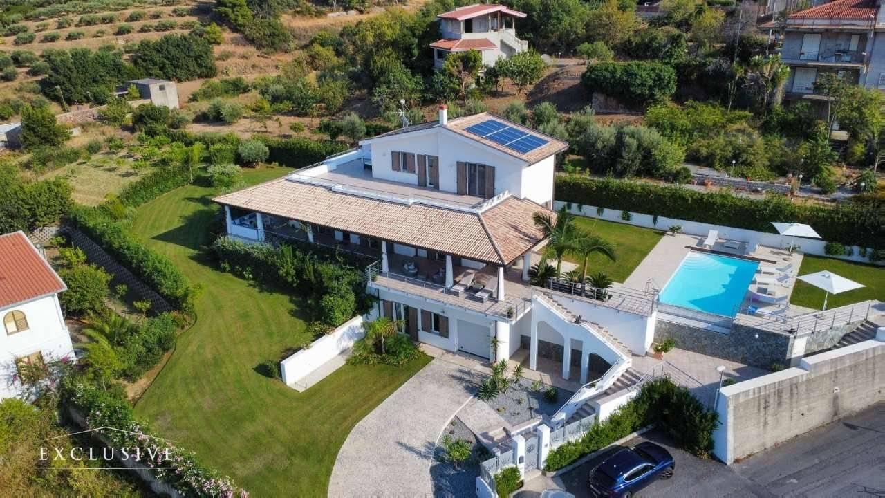 Villa in vendita a Furnari