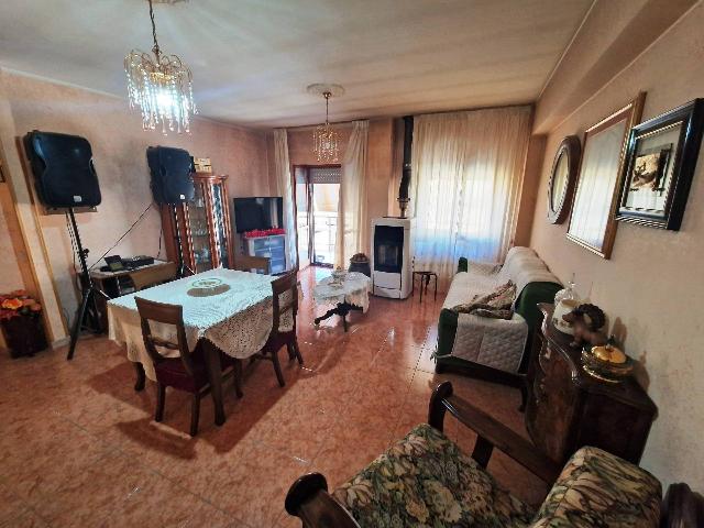 4-room flat in Via Aquila 5, Carsoli - Photo 1