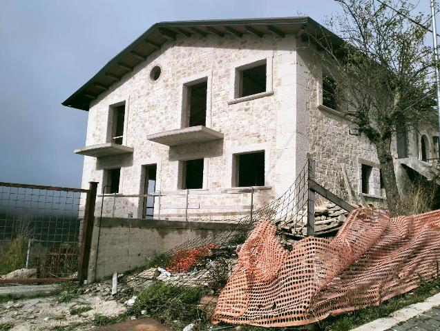 Trilocale in Via Sopra La Fontana, Castel di Sangro - Foto 1