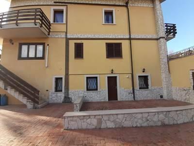 Vierzimmerwohnung in Via della Croce 4, Castel di Sangro - Foto 1