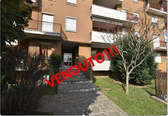 4-room flat in Via Matteotti 1, Bernareggio - Photo 1