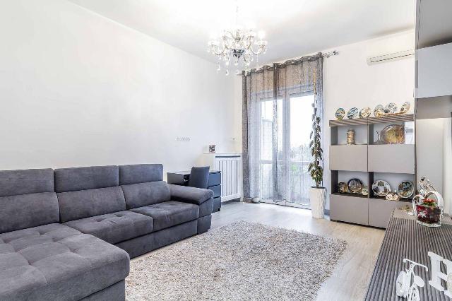 3-room flat in Risorgimento, 3, Pero - Photo 1