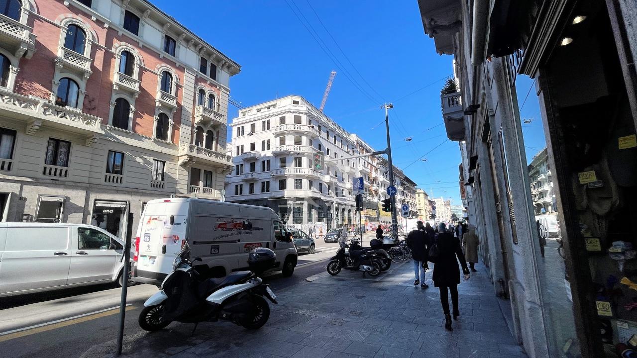 Negozio in Cordo Buenos Aires , Milano, {3} - Foto 2