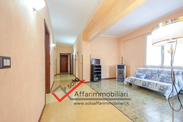 4-room flat in Via Curtatone 20, La Maddalena - Photo 1