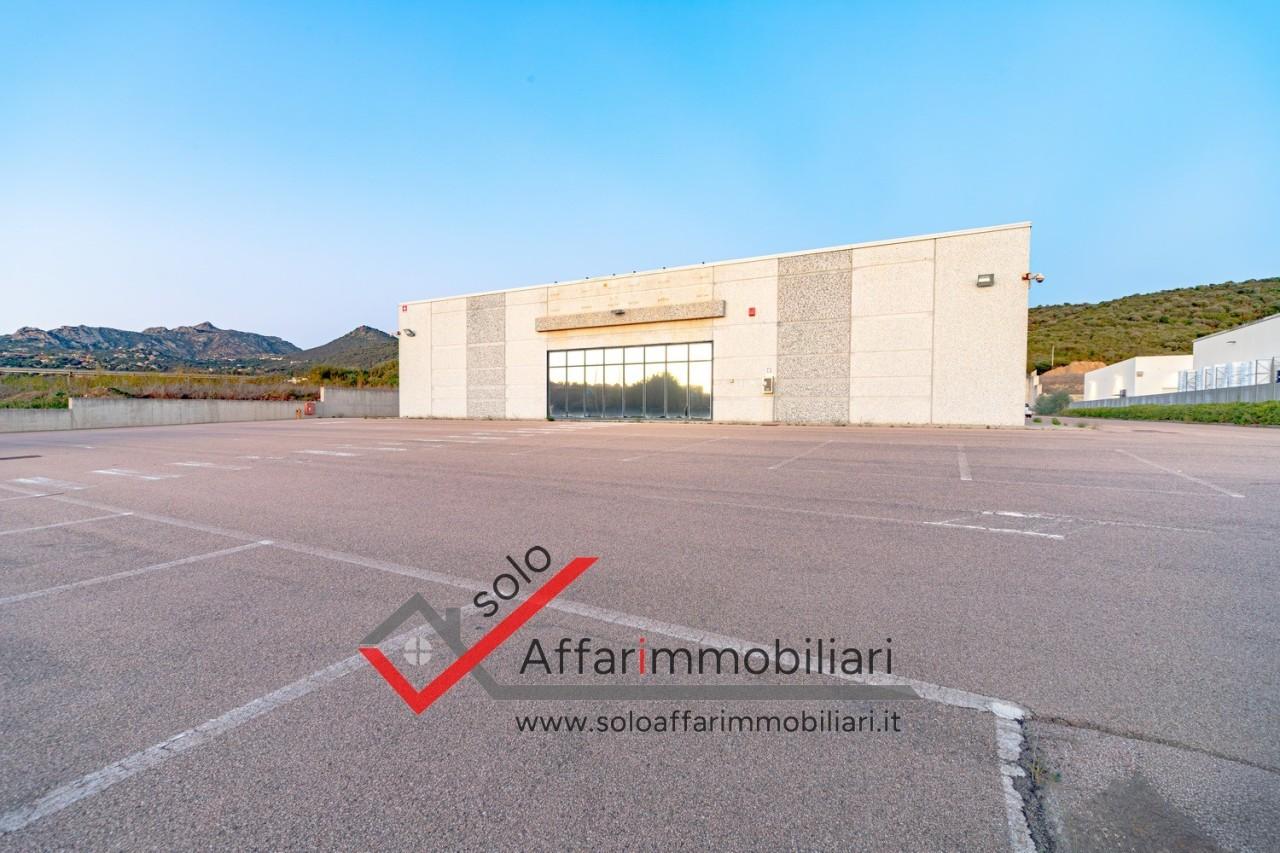 Palazzina commerciale in , Olbia, {3} - Foto 1
