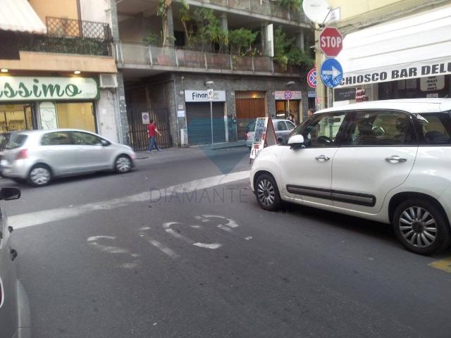 Geschäft in Via Canfora 103, Catania - Foto 1