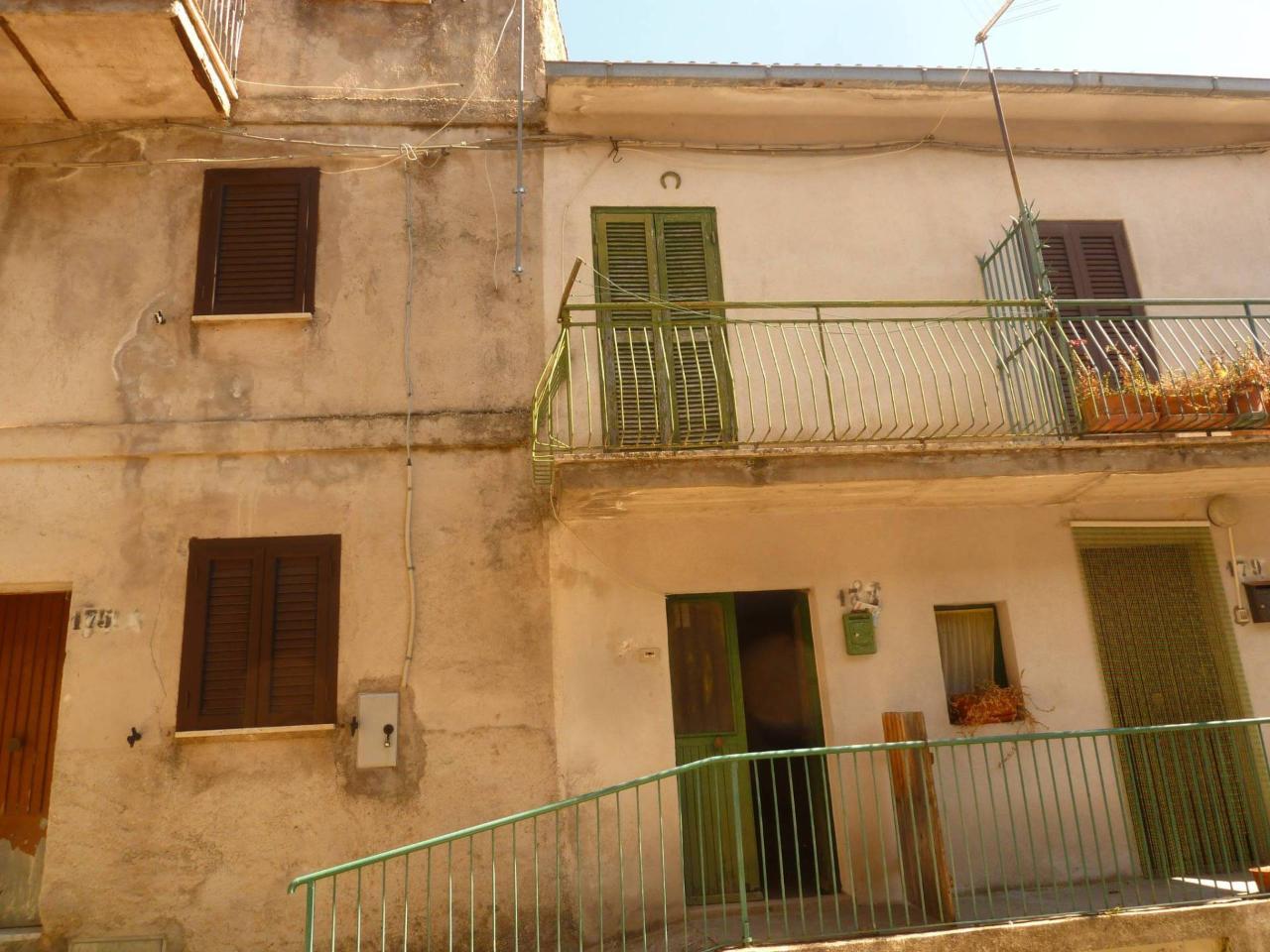 Casa indipendente in vendita a Carsoli