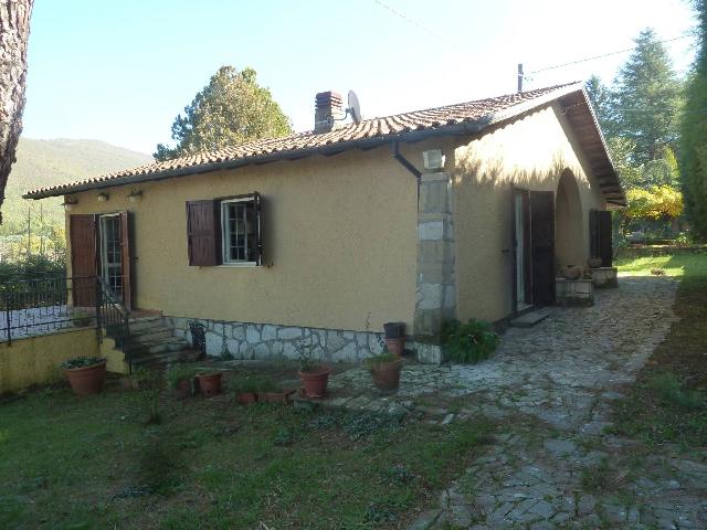 Villa in Via Valle Mannarina, Rocca di Botte - Foto 1