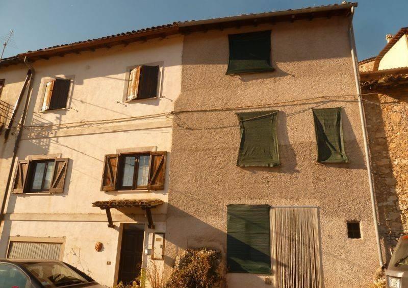 Casa indipendente in vendita a Rocca Di Botte