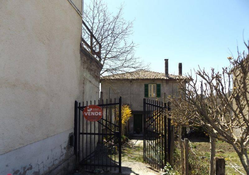 Casa indipendente in vendita a Nespolo