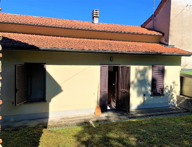 Detached house in Piazza San Leonardo, Vernio - Photo 1