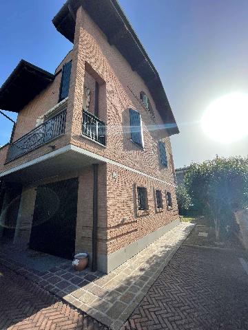 Single-family villa, Modena - Photo 1