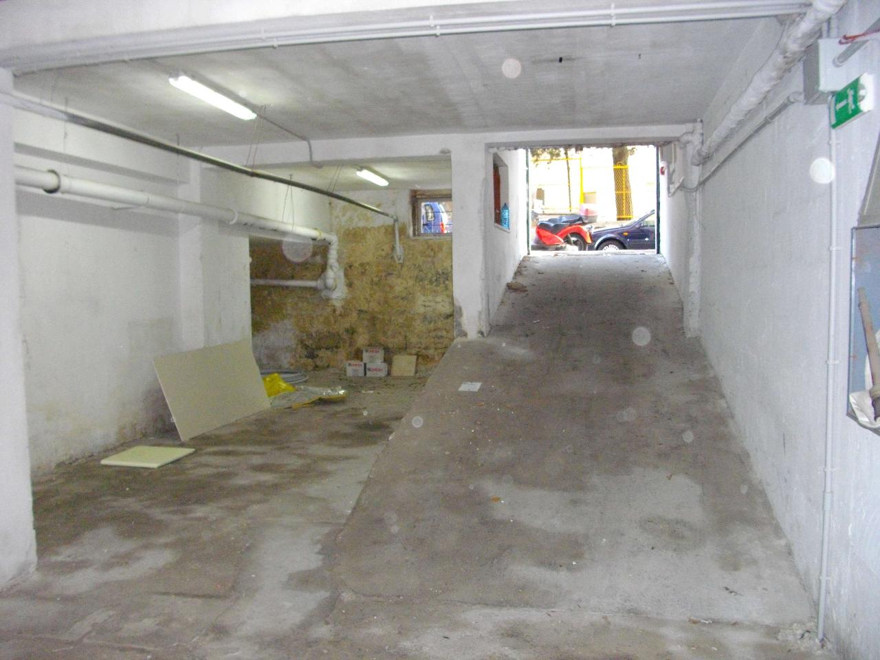 Magazzino in vendita a Lecce