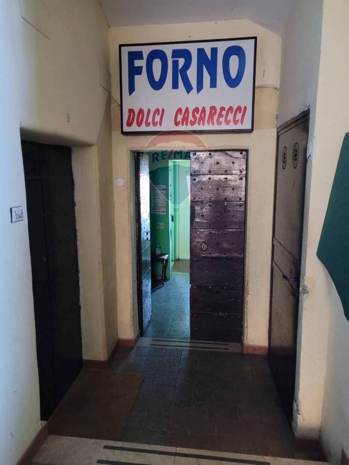 Negozio in Corso Costituente 39, Rocca di Papa - Foto 1