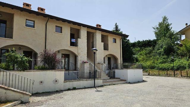 Vierzimmerwohnung in Via Carmine di Corpo, Rocca di Mezzo - Foto 1