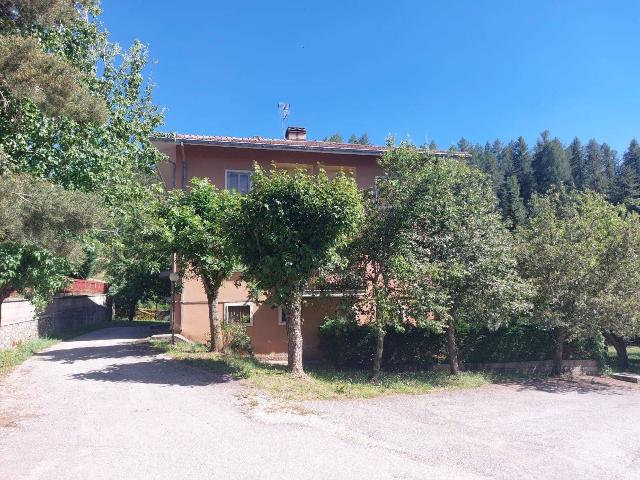 3-room flat in Via delle Fosse, Rocca di Mezzo - Photo 1