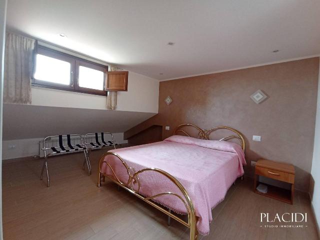 2-room flat in {3}, - Photo 1