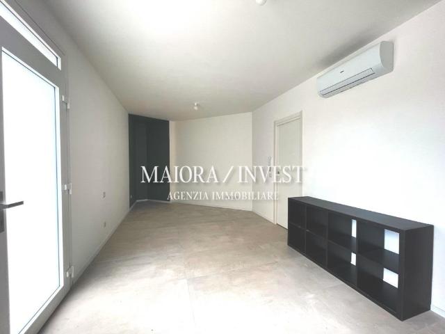 One-room flat in {3}, - Photo 1